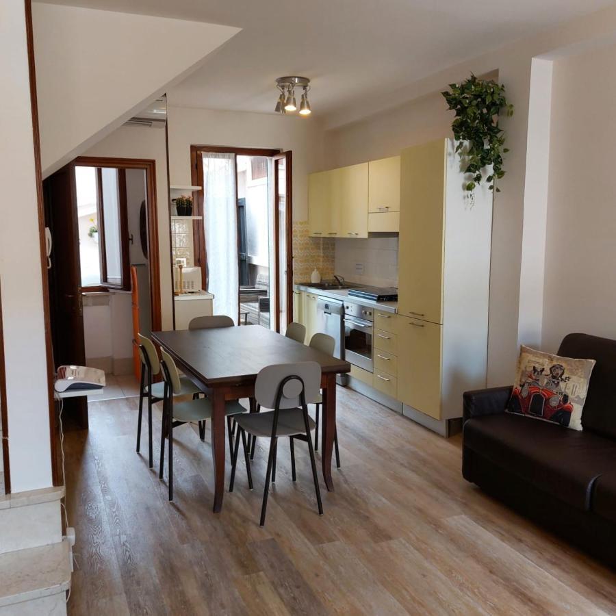 Matteotti House Apartment Bardolino Ngoại thất bức ảnh